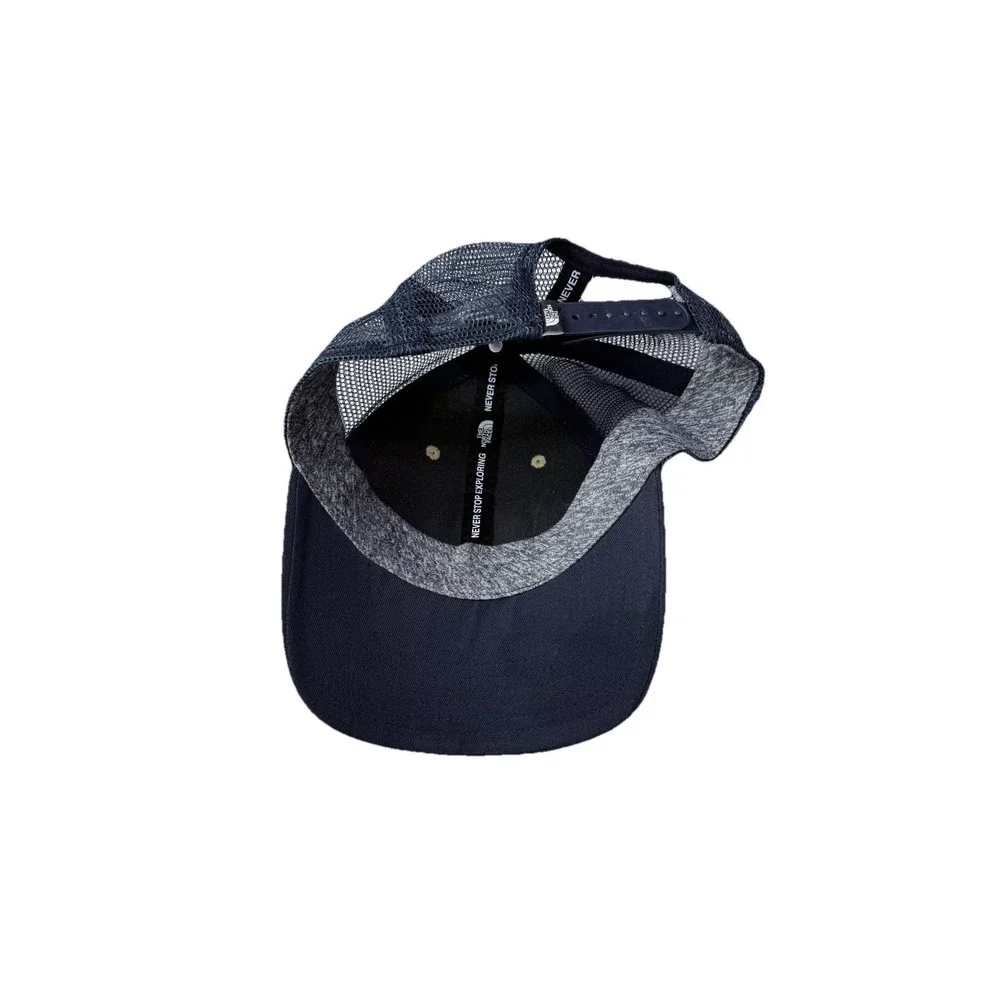 The North Face Mudder Trucker Cap‎ Mountain Graphic Logo Adjustable Snap Back 4d